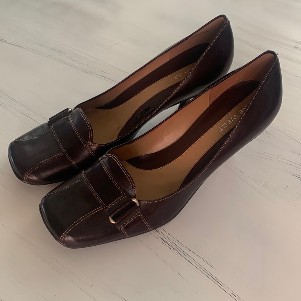 Nine West brown leather heels size 8.5